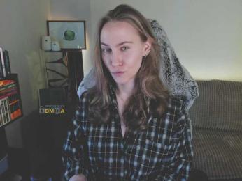 Adamova_Eva — Bongacams recorded stream screenshot (14 Mar 2025)