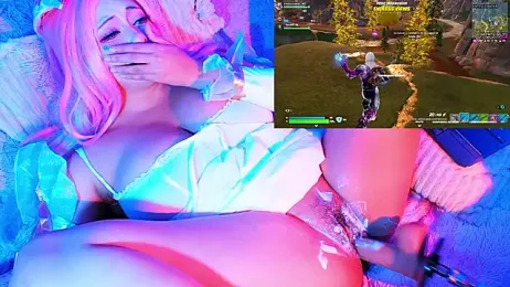 seraphine23 — Stripchat recorded stream image, 16.03.2025 14:00