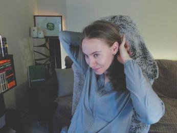 Adamova_Eva — Bongacams recorded stream screenshot (16 Mar 2025)