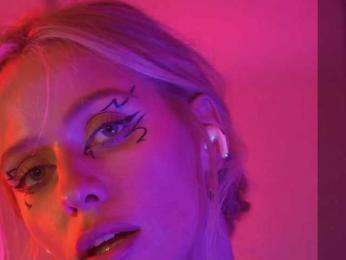 HeyBanana — Bongacams recorded stream screenshot (17 Mar 2025)