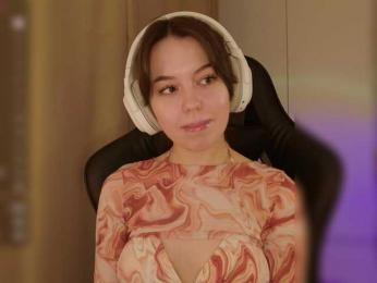 Businka13 — Bongacams recorded stream image, 17.03.2025 16:00