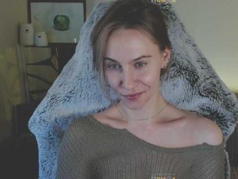 Adamova_Eva — Bongacams recorded stream screenshot (17 Mar 2025)