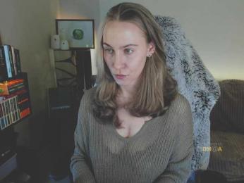 Adamova_Eva — Bongacams recorded stream screenshot (17 Mar 2025)