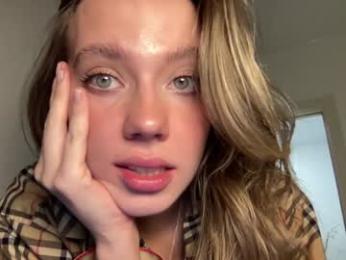 angel_from_sky — Chaturbate recorded stream screenshot (18 Mar 2025)