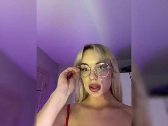 Mila-m — Bongacams recorded stream screenshot (18 Mar 2025)