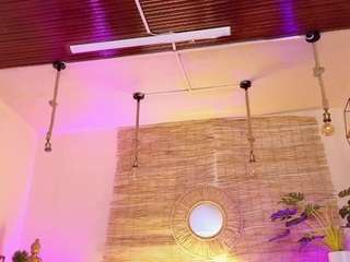 lady-brownn — Camsoda recorded stream image, 18.03.2025 11:30