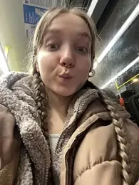 Baby_Tiny — Stripchat recorded stream image, 18.03.2025 19:00