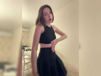 BabyDarii — Bongacams recorded stream image, 18.03.2025 13:40
