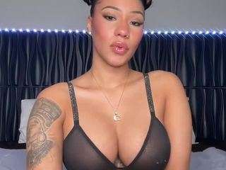 lolabunniii — Camsoda recorded stream image, 19.03.2025 05:10