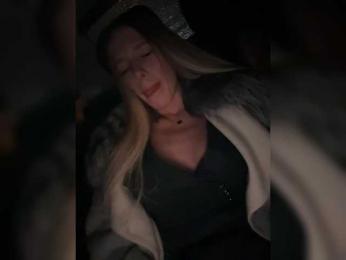 ALVUWKA — Bongacams recorded stream screenshot (19 Mar 2025)