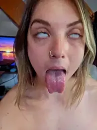 Elnonoykeila77 — Stripchat recorded stream image, 19.03.2025 19:10