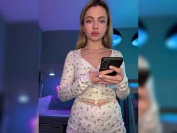 Nataliecroys — Bongacams recorded stream image, 19.03.2025 22:50