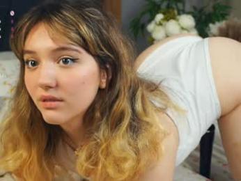 pinkncrazy — Chaturbate recorded stream screenshot (03 Feb 2025)