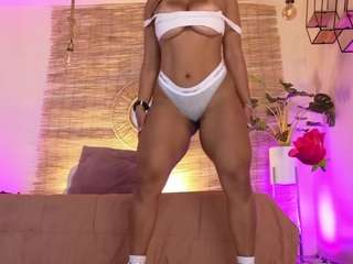 lady-brownn — Camsoda recorded stream image, 21.03.2025 12:00