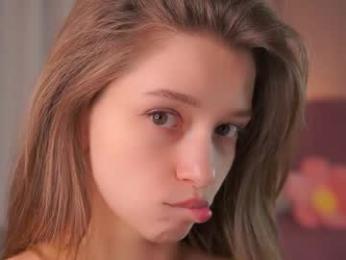 little_poetry — Chaturbate recorded stream image, 22.03.2025 15:40