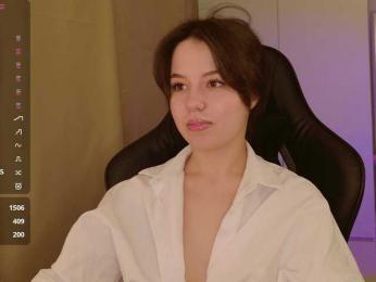 Businka13 — Bongacams recorded stream image, 23.03.2025 16:40