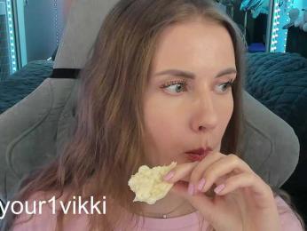 VikkiExtraCheese — Bongacams recorded stream image, 23.03.2025 19:30