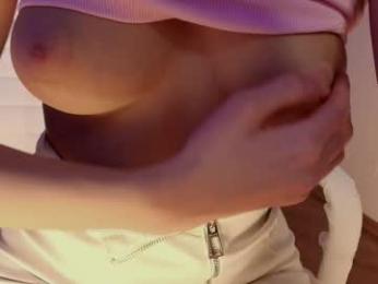 hollyextra — Chaturbate recorded stream image, 24.03.2025 20:50