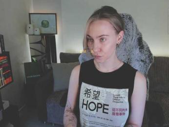 Adamova_Eva — Bongacams recorded stream screenshot (25 Mar 2025)