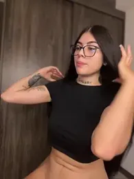 Sarasanders_4 — Stripchat recorded stream image, 26.03.2025 00:10