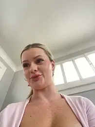 LoveShae_ — Stripchat recorded stream screenshot (26 Mar 2025)