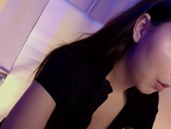 hollyextra — Chaturbate recorded stream image, 26.03.2025 18:40