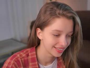 little_poetry — Chaturbate recorded stream image, 27.03.2025 15:10
