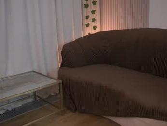 little_poetry — Chaturbate recorded stream image, 27.03.2025 15:10