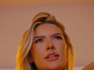 Anais A — Flirt4free recorded stream image, 27.03.2025 15:10