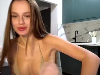 tootightwithbra — Chaturbate recorded stream screenshot (27 Mar 2025)