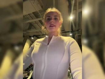 VikkiExtraCheese — Bongacams recorded stream image, 31.03.2025 13:50