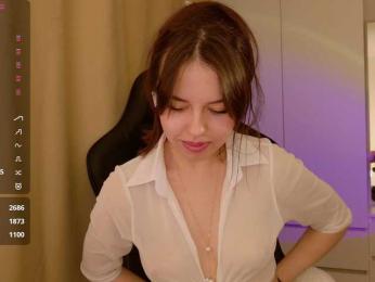 Businka13 — Bongacams recorded stream image, 31.03.2025 16:50