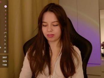 Businka13 — Bongacams recorded stream image, 31.03.2025 16:50