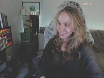 Adamova_Eva — Bongacams recorded stream screenshot (31 Mar 2025)