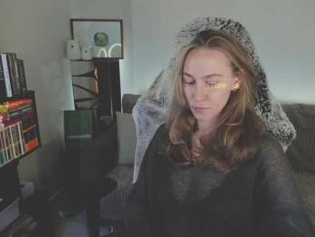 Adamova_Eva — Bongacams recorded stream screenshot (31 Mar 2025)