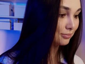 hollyextra — Chaturbate recorded stream image, 31.03.2025 18:10