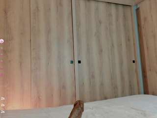 lauracriistina — Camsoda recorded stream screenshot (31 Mar 2025)