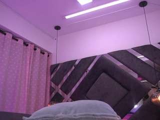 violeta-sanz — Camsoda recorded stream image, 01.04.2025 03:00