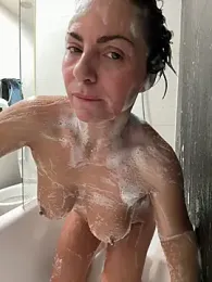 KimKelly13 — Stripchat recorded stream image, 01.04.2025 09:40
