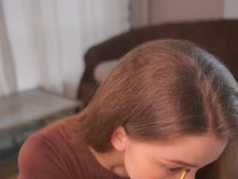little_poetry — Chaturbate recorded stream image, 01.04.2025 12:40