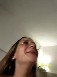 emma4xxx — Stripchat recorded stream image, 01.04.2025 19:00