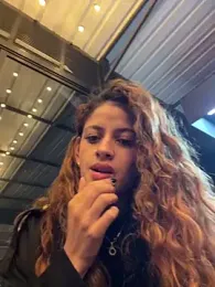 alana15 — Stripchat recorded stream image, 01.04.2025 21:40