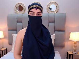 Aliah Manzur — Flirt4free recorded stream screenshot (02 Apr 2025)