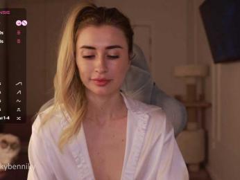 Coconutkitty — Bongacams recorded stream image, 02.04.2025 17:00