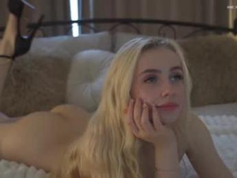 alissa_wxw — Chaturbate recorded stream screenshot (04 Feb 2025)