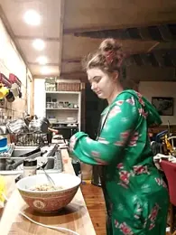 Snowbunnycake_131 — Stripchat recorded stream image, 04.04.2025 02:50