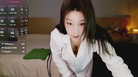 Lucky-baby — Stripchat recorded stream image, 05.04.2025 13:10