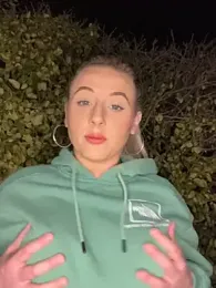 Strongqueen — Stripchat recorded stream image, 05.04.2025 17:10