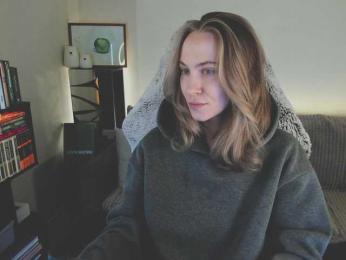 Adamova_Eva — Bongacams recorded stream screenshot (05 Apr 2025)