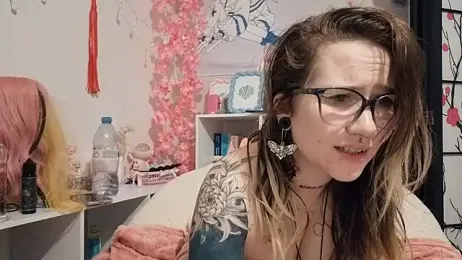 sullye — Stripchat recorded stream image, 06.04.2025 20:40